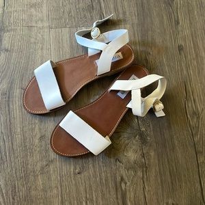 Steve Madden Donddi sandal